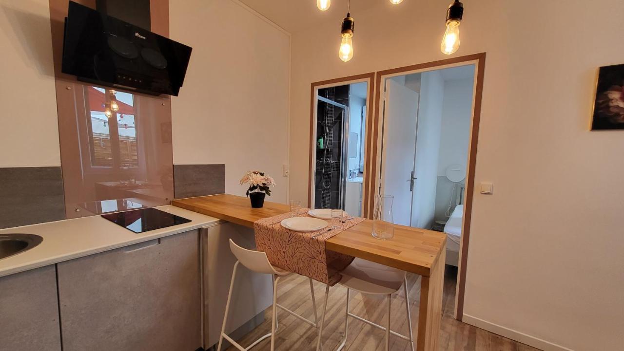 Escapade A Lourdes Dans Beau T2 Avec Terrasse - Proche Gare Et Centre Ville Екстериор снимка