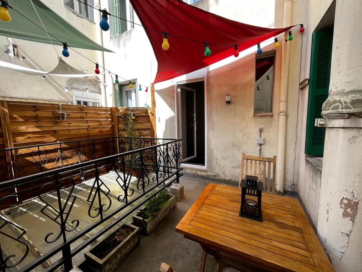 Escapade A Lourdes Dans Beau T2 Avec Terrasse - Proche Gare Et Centre Ville Екстериор снимка